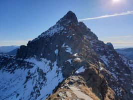 Scíma do Picóll von N; der Weg führt rechts über den W-Grat