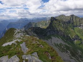 Gratverlauf hinüber zur Scíma di Péüri