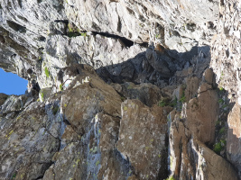 Das Couloir ist spärlich, aber sehr gut versichert.