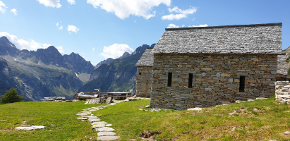 Kunstvoll verbaute Steine