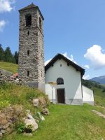 Kirchlein mit typischem Tessiner Turm