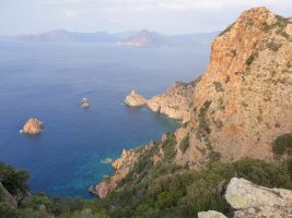 Ennet dem Golf von Porto die Halbinsel Scandola und Monte Senino (618) [imgDir=NNE]