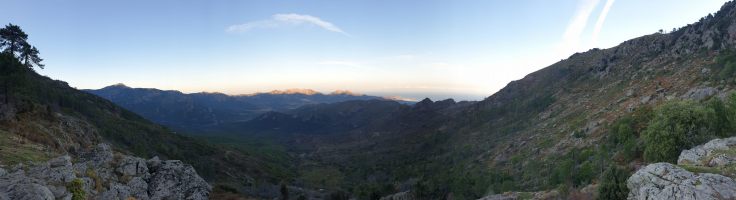 Blick zurück auf Calvi über das Figarellatal [imgDir=WNW]