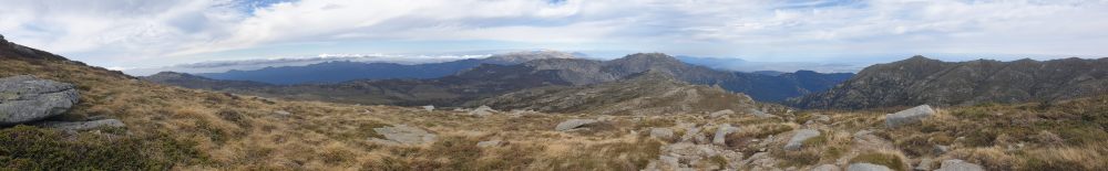 Blick zurück auf den südlichen Teil des GR-20 [imgDir=N]