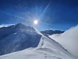 Brisen und Schnee in der Luft