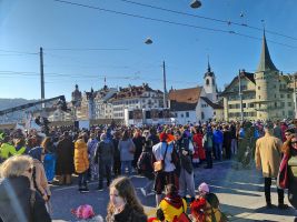 Tags darauf an der wahren ud richtigen Fasnacht