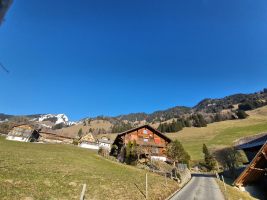 Links oben das markante Chli Horn (1788); das Stanserhorn (1898) unscheinbar daneben