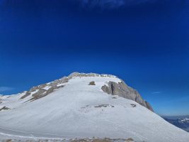 Schwalmis Südflanke mit Tierspuren