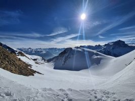 Hinter Baberg links vom Stöckli