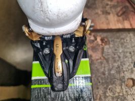 Plättchen bündig mit Vorderkante