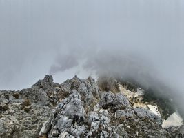 Einstiegsrinne zum Klettersteig. Vorsicht auf loses Zeug! [imgDir=SSE]