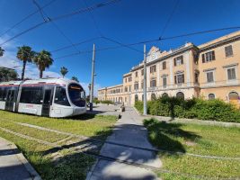 Sogar eine Strassenbahn gibt es!