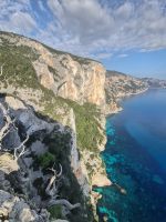 Yaw:285.32837,Pitch:-18.833097503205746,Roll:-0.23195875131568577