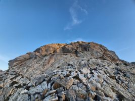 Darüber ist es gut begehbar aber doch etwas ausgesetzt.