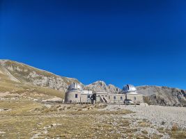 Friedliche Drehtürme