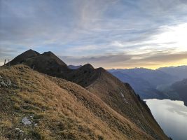 Gummhornkette mit Wanderer zur Dekoration