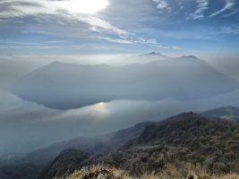 Hinten Monte Generoso