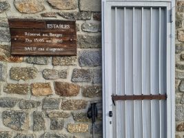 Mit der Türe gibt es ein kleines, aber gravierendes Problem