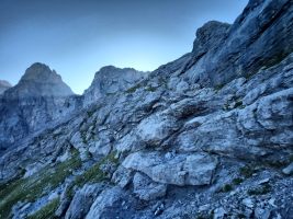 Abstieg über die Stufe unter dem Bachkessel