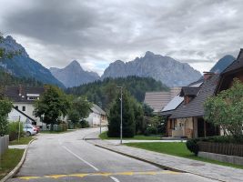 Tagesziele über Kranjska Gora: Heute Prisank (rechts), morgen Stenar (links)