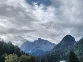 Der massige Prisank mit dem östlichen Felsenfenster (Okno!)