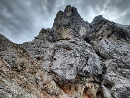 Vom Sattel ein stückweit über den Kamm und danach rechts raus