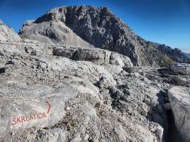 Gut, zuerst aber muss man den Schotterberg dazwischen bewältigen!