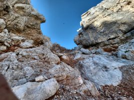 Extreme Steilschotterkraxelei