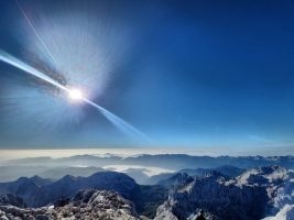 Nebel über dem Bohinjska-See