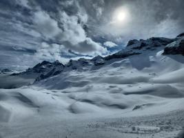 Komplett unberührter Weiterweg zum Rot Grätli