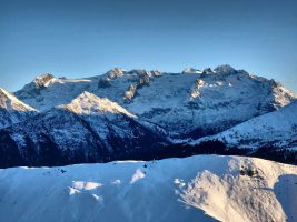Die Medelserkette über dem Piz Plaun Grond