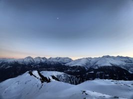 Still steht der Mond über allem